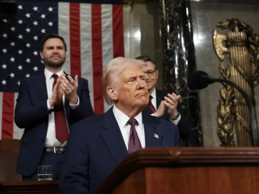 Trump breaks record for longest congressional address with 1 hour and 40 minute speech