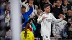 Valverde's injury-time stunner against Bilbao helps Real Madrid cut gap with Liga leaders Barcelona