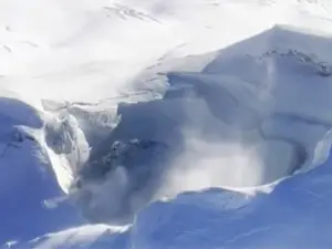 'Explosive eruption': Alaska volcano summit crater has not blown in 5,000 years. This can change within weeks