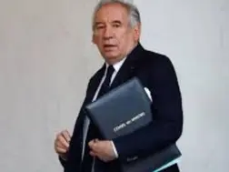 French PM Bayrou survives no-confidence vote over budget rift