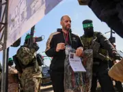 Gaza ceasefire: 3 Hamas hostages, dozens of Palestinian prisoners released in latest swap