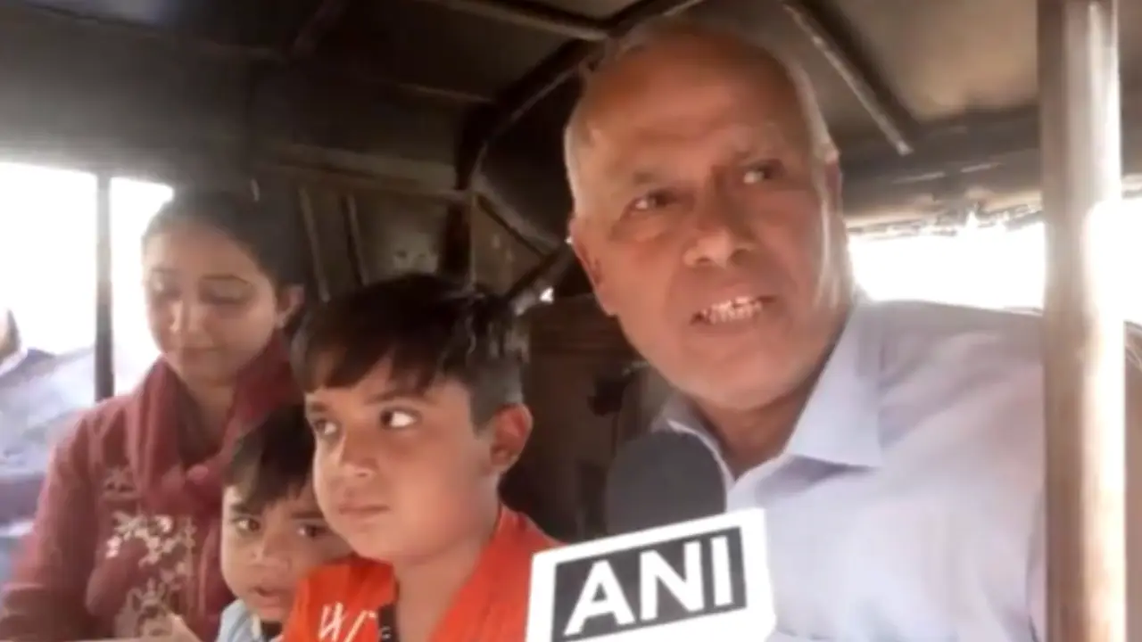 Pahalgam terror attack | Pakistani nationals, on 48 hours deadline to leave India, head to Attari-Wagah border