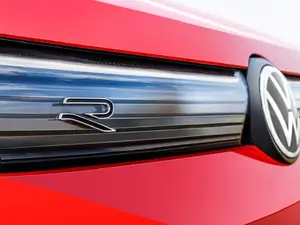 Volkswagen Tiguan R-Line to launch in India in April; pre-bookings commence