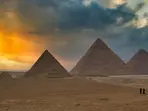 Scientists detect huge city under Giza pyramids in Egypt. Not possible, experts say