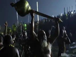 Maha Kumbh 2025: 'Amrit Snan' begins as over 1.65 million devotees take holy dip on 'Basant Panchami'