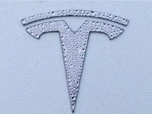 Toronto excludes Tesla from EV incentives amid US trade tensions