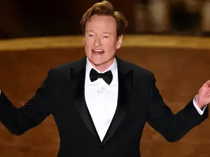 Oscars host Conan O'Brien just spoke in Hindi during ceremony and the internet can't get enough