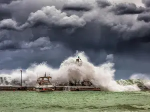 Largest single flood on Earth happened 5 million years ago, and filled an empty Mediterranean Sea