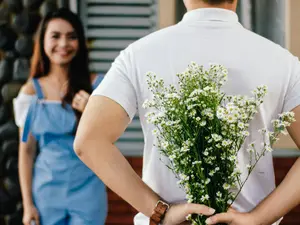 'Floodlighting': A new toxic dating trend is emerging. Have you experienced it?