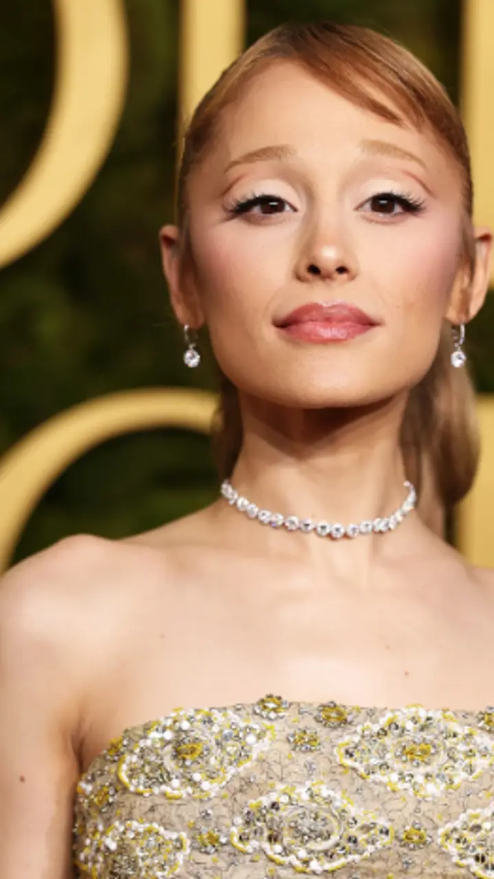 ariana grande golden globes dress Ariana Grande Wears Vivienne Westwood to the Golden Globe Awards