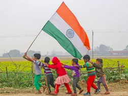 Republic Day 2025: 30+ messages, WhatsApp, Facebook status to share
