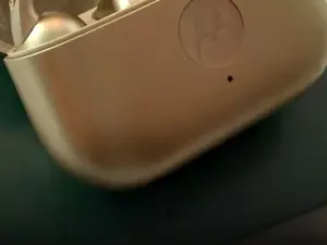 New Moto Buds Loop: A symphony of Bose audio, luxury and intelligent AI