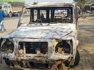 3 killed in West Bengal as protests against Waqf law turn violent; Calcutta HC orders deployment of central forces