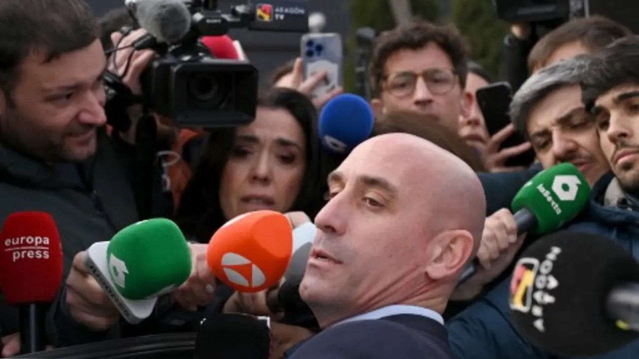 Luis Rubiales says 'totally sure' Hermoso consented to kiss