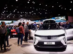 European car sales rise slightly in 2024; Renault surpasses Stellantis in December