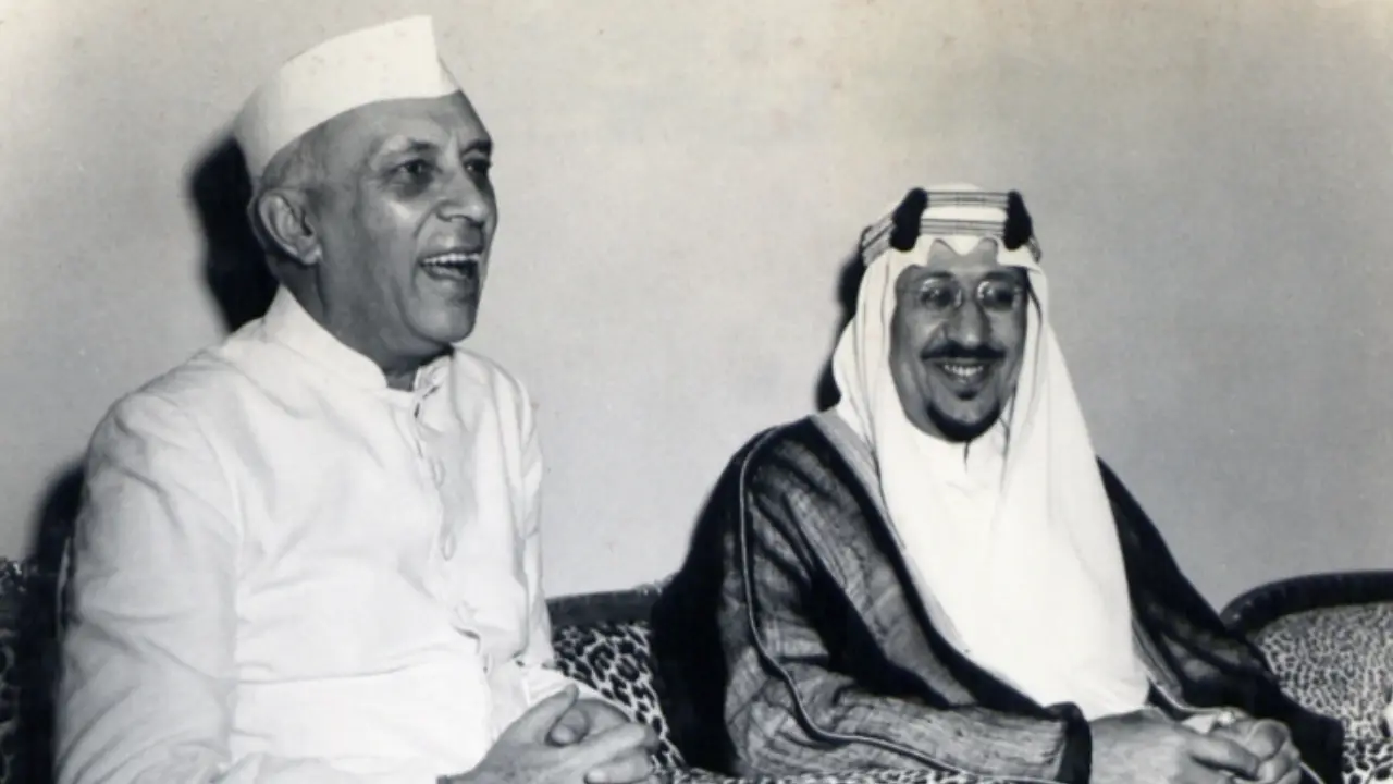 Jawaharlal Nehru in Saudi Arabia in 1956