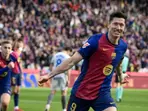 Barcelona's Robert Lewandowski becomes first player in Champions League history to...