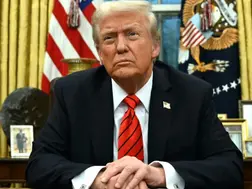 Trump signs executive orders to impose tariffs on steel, aluminium