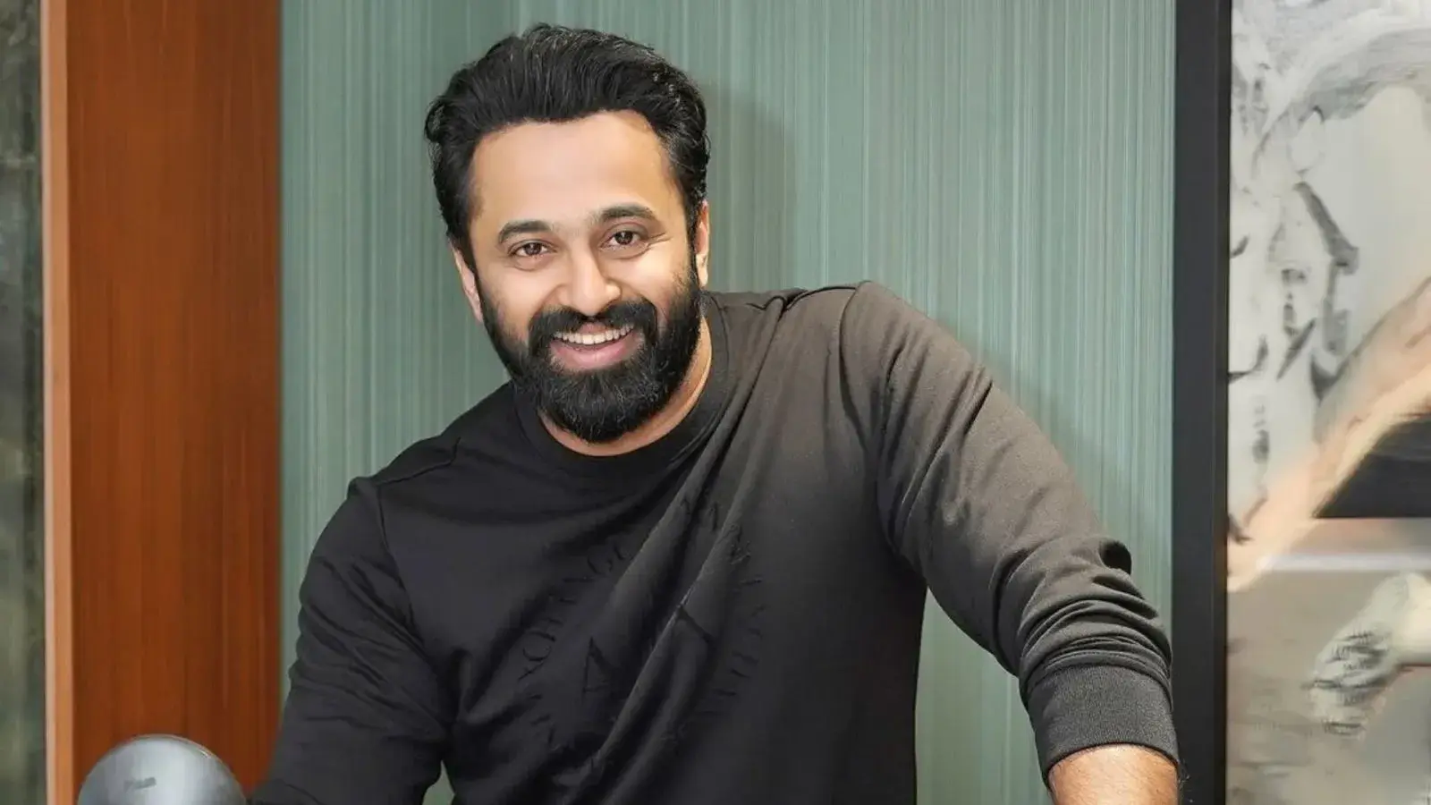 Marco star Unni Mukundan to make his directorial debut with a superhero movie
