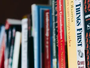 5 Books to Read to Join the Top 7% of Intellectual Minds