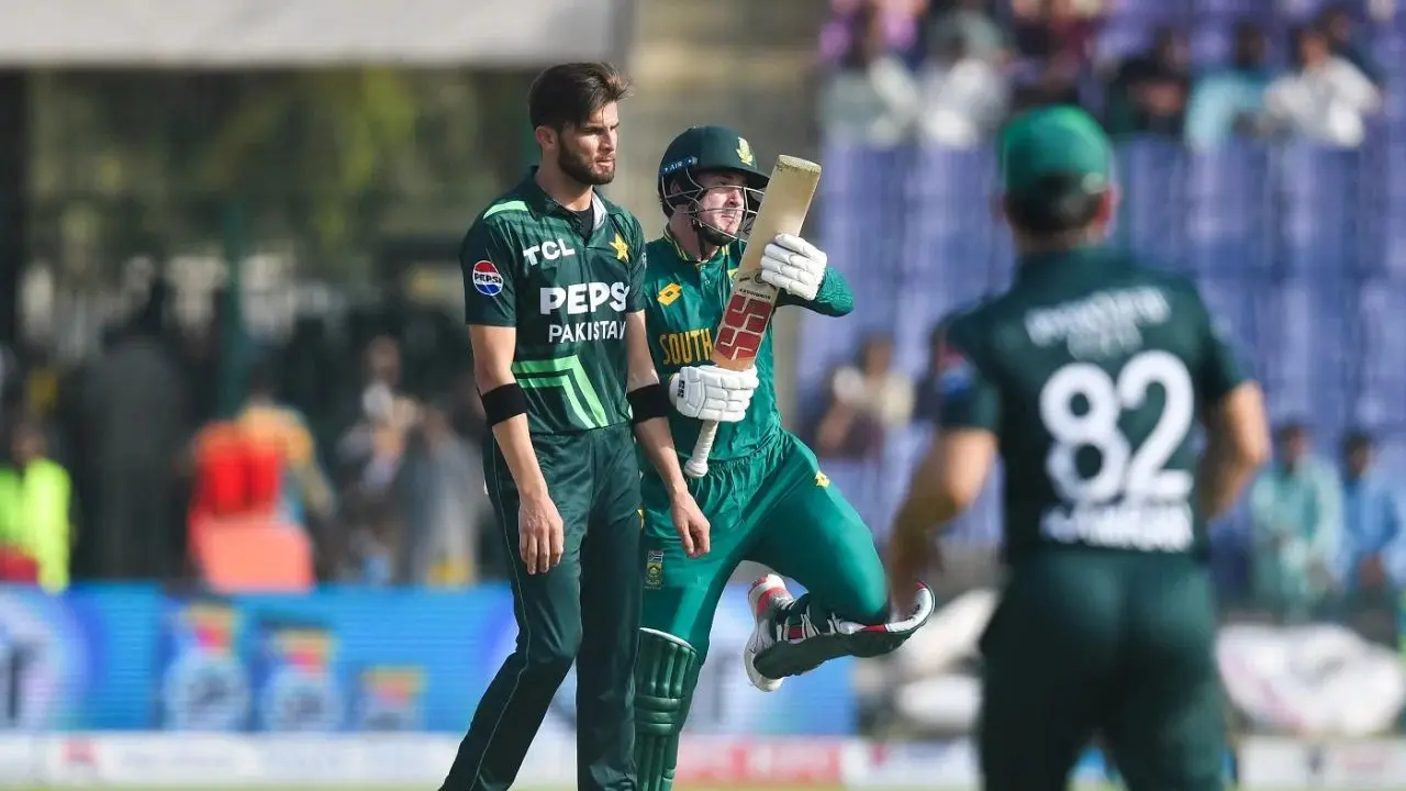 ICC fine Shaheen Afridi, batters for breaching code of conduct during South Africa tie
