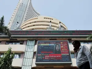 Sensex, Nifty bleed while Pakistan suspends trading amid Trump’s trade war