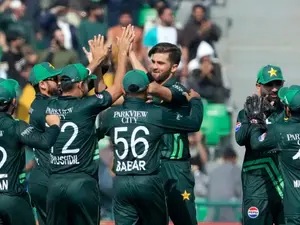 Shastri, Ponting warn teams against discounting Pakistan in Champions Trophy