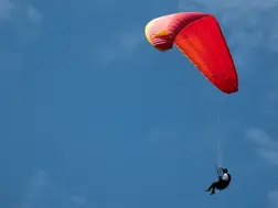 India: Paragliding accident claims lives of woman tourist and Nepalese instructor in Goa