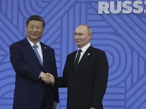 Chinese President Xi Jinping arrives in Moscow as Putin's 'guest of honour' for Victory Day parade