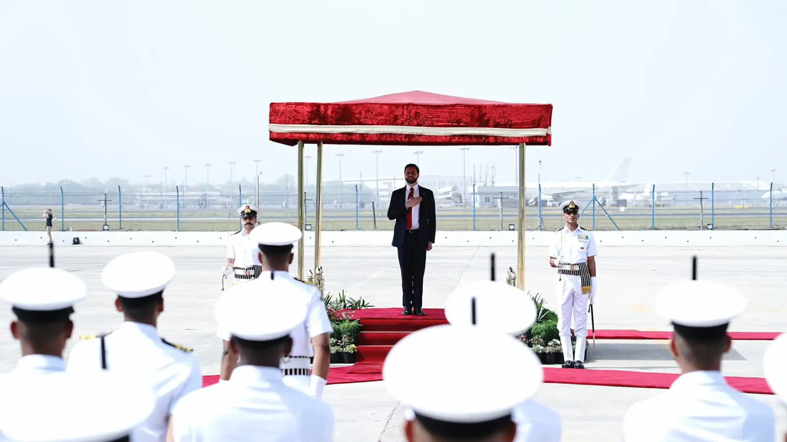 Guard of Honour presented to JD Vance
