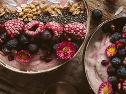 7 Foods That Help Reduce Uric Acid