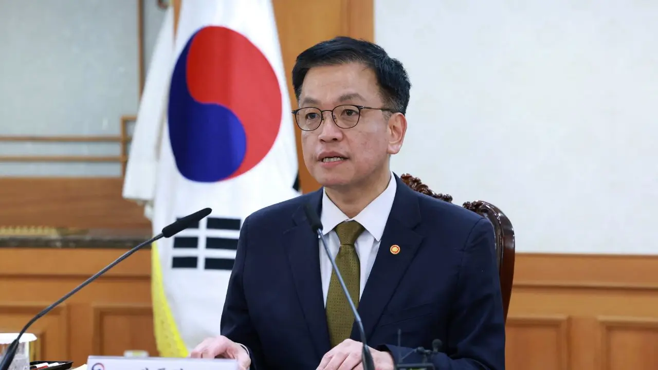 Meet Choi Sang-mok, S Korea's new acting president who vows to overcome political turmoil