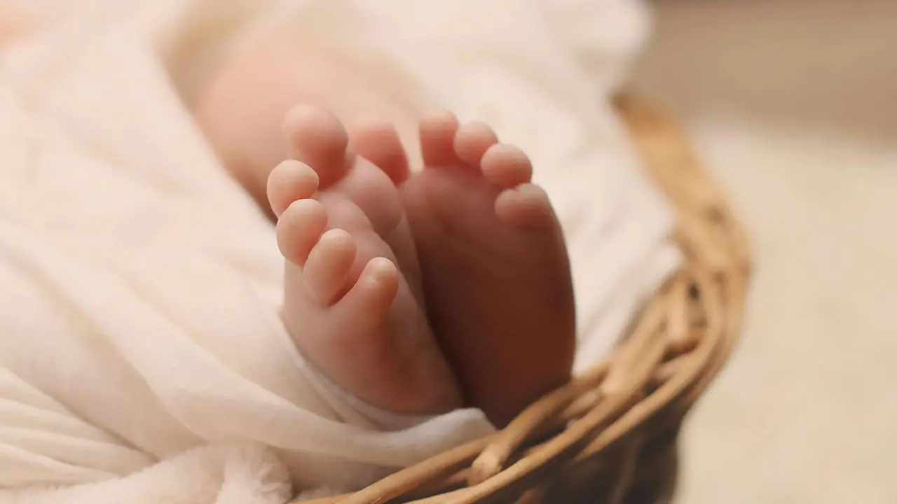 Chinese woman gives birth four hours after finding out she was pregnant