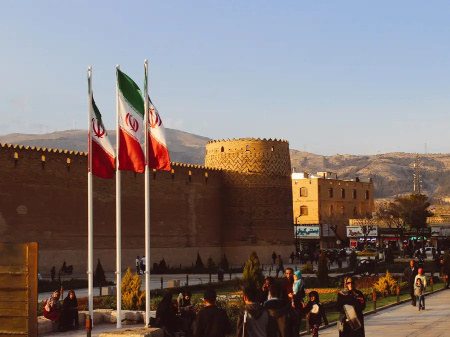 Why is Iran changing its capital from Tehran to Makran?