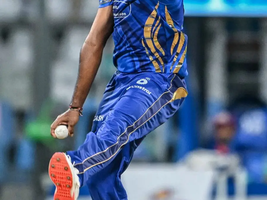 Top 6 Bowlers with Most Maidens in IPL History