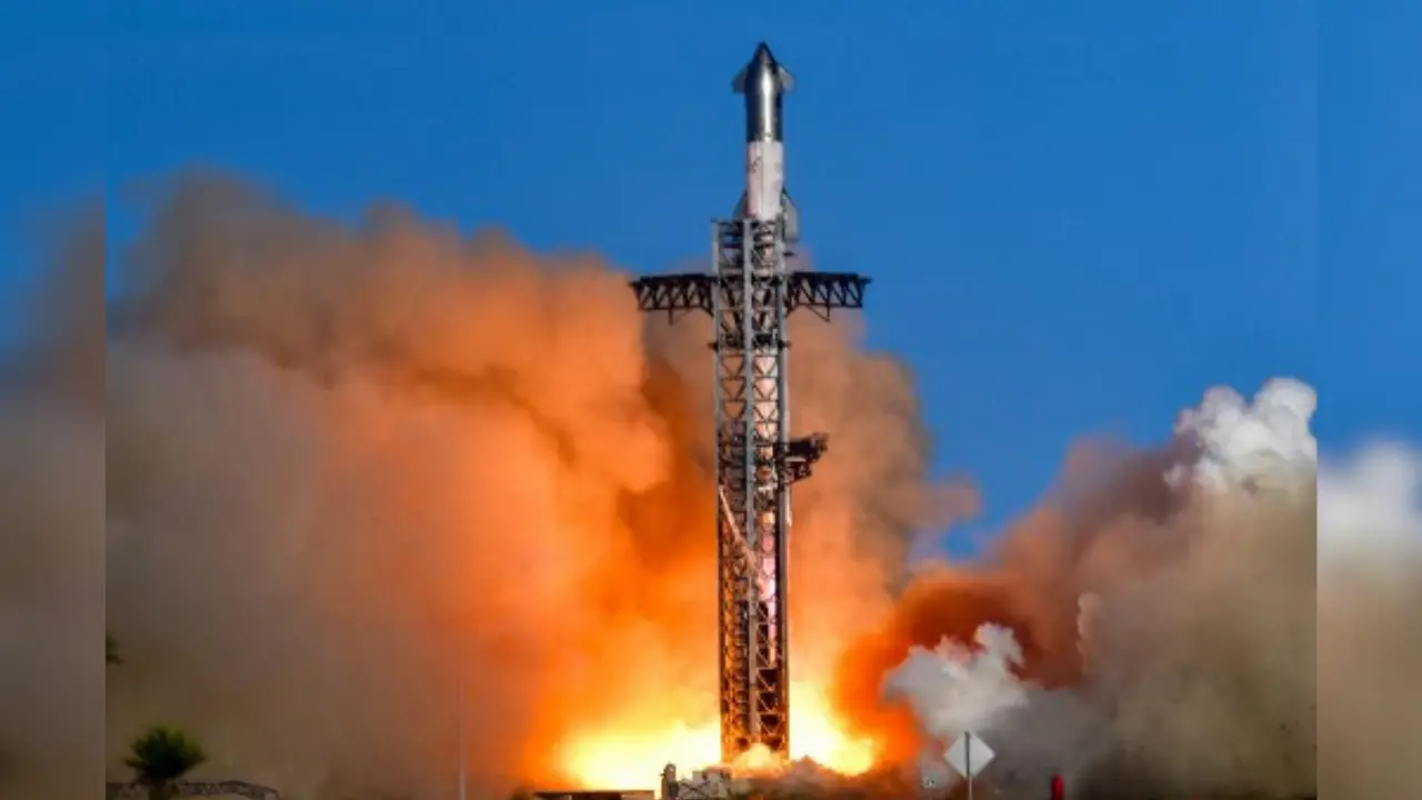 Starship to depart for Mars next year, carrying humanoid robot Optimus: Elon Musk