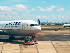 Flight attendant refuses to help disabled passenger, gets 'aggressive', tries to have her removed