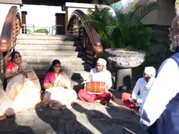 Indian PM Modi greeted with Bhojpuri folk song in Mauritius