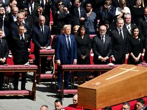 'Tone-deaf' Trump's disrespectful behaviour at Pope's funeral ignites online hate: 'Moron embarrassed us on world stage'