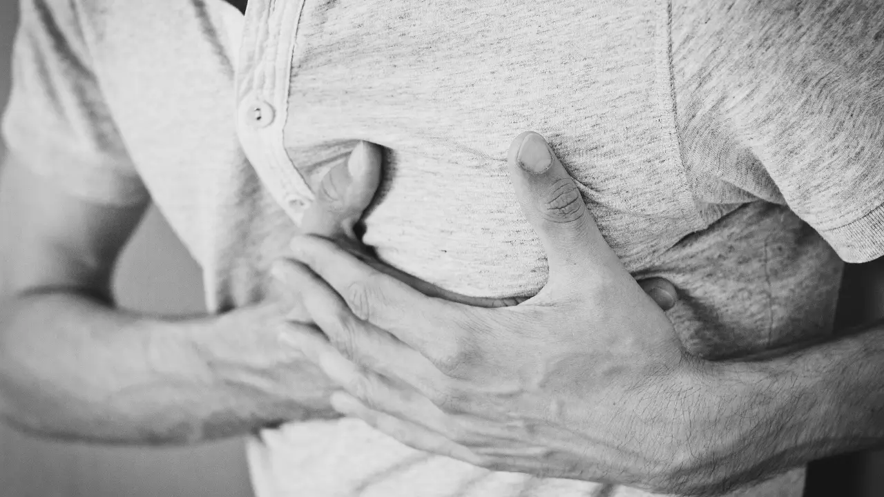 No smoking, no drinking: 28-year-old techie suffers heart attack after doctors find 80% blockage in arteries