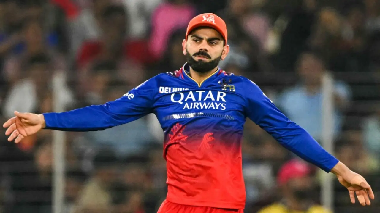 3. Most Runs in a Single IPL Season (973 in 2016)