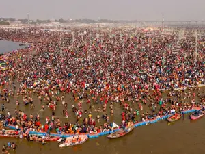 Maha Kumbh 2025: Fire in tents; Odisha cancels special bus service. Know all major updates