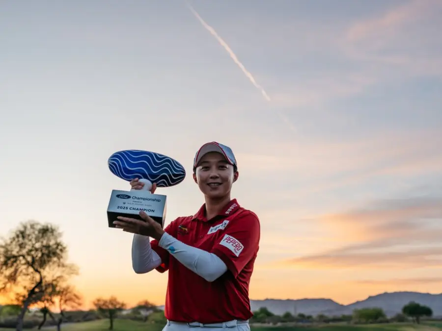 Hyo Joo Kim rallies with stunning 64, defeats Lilia Vu in playoff to clinch LPGA Ford Championship