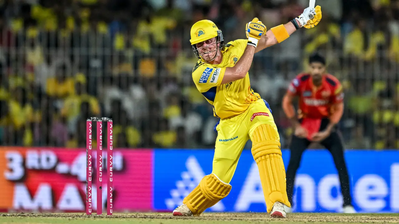 IPL 2025: Clock time controversy erupts in RCB vs CSK clash, but who is behind it - big screen clock or umpire or players?