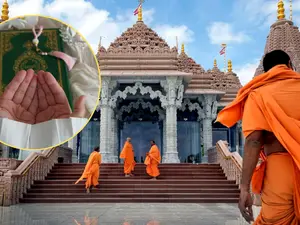 Hindu temple in Abu Dhabi hosts iftar in Ramzan to promote global harmony