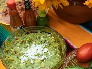 Easy Steps to Make Fresh, Homemade Guacamole