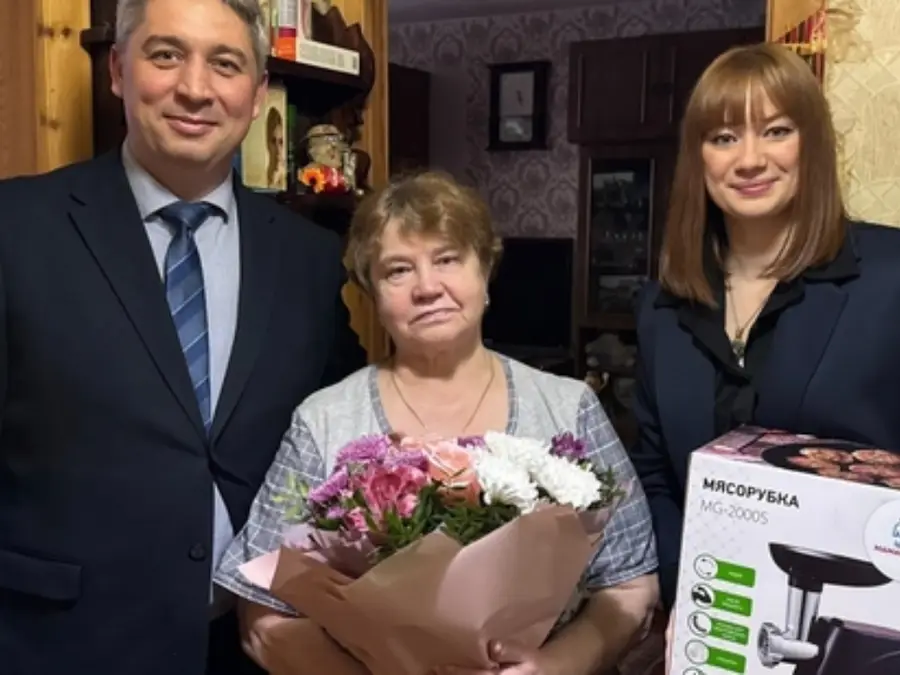 ‘Shameful’: Putin’s party slammed for gifting ‘meat grinder’ to mothers of dead soldiers on Women’s Day