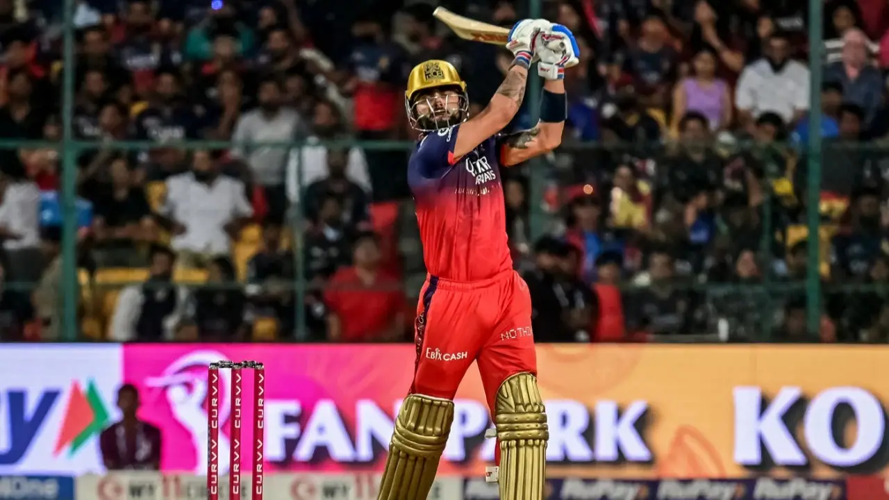 Virat Kohli surpasses Pakistan's Babar Azam for THIS T20 record