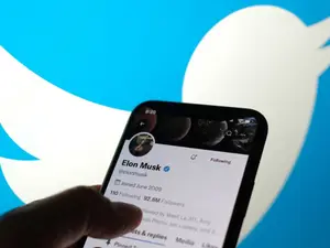 Elon Musk hit with SEC lawsuit for delayed Twitter stock disclosure in 2022