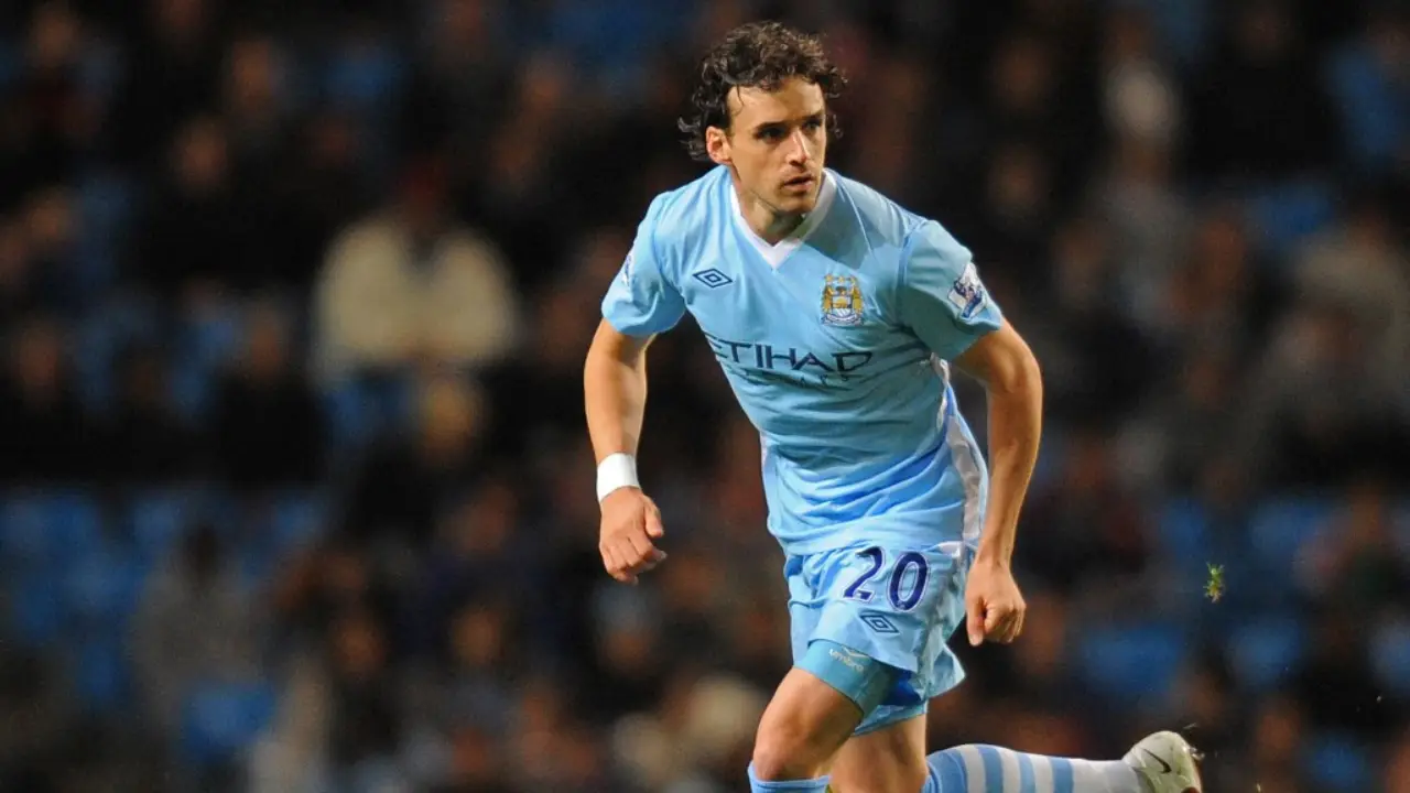 6. Owen Hargreaves - Patellar tendinitis and multiple surgeries